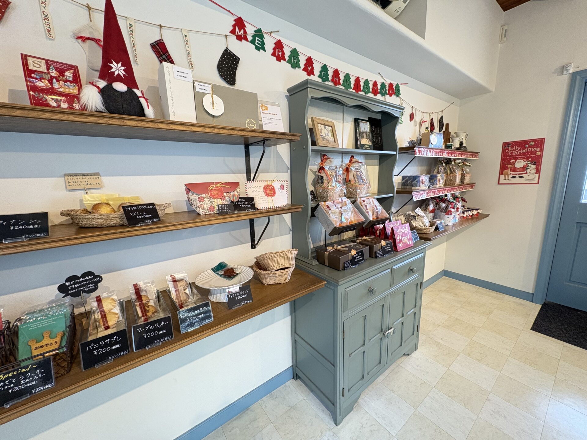 佐鳴湖の畔で育む、“王道”ケーキと丁寧な暮らし