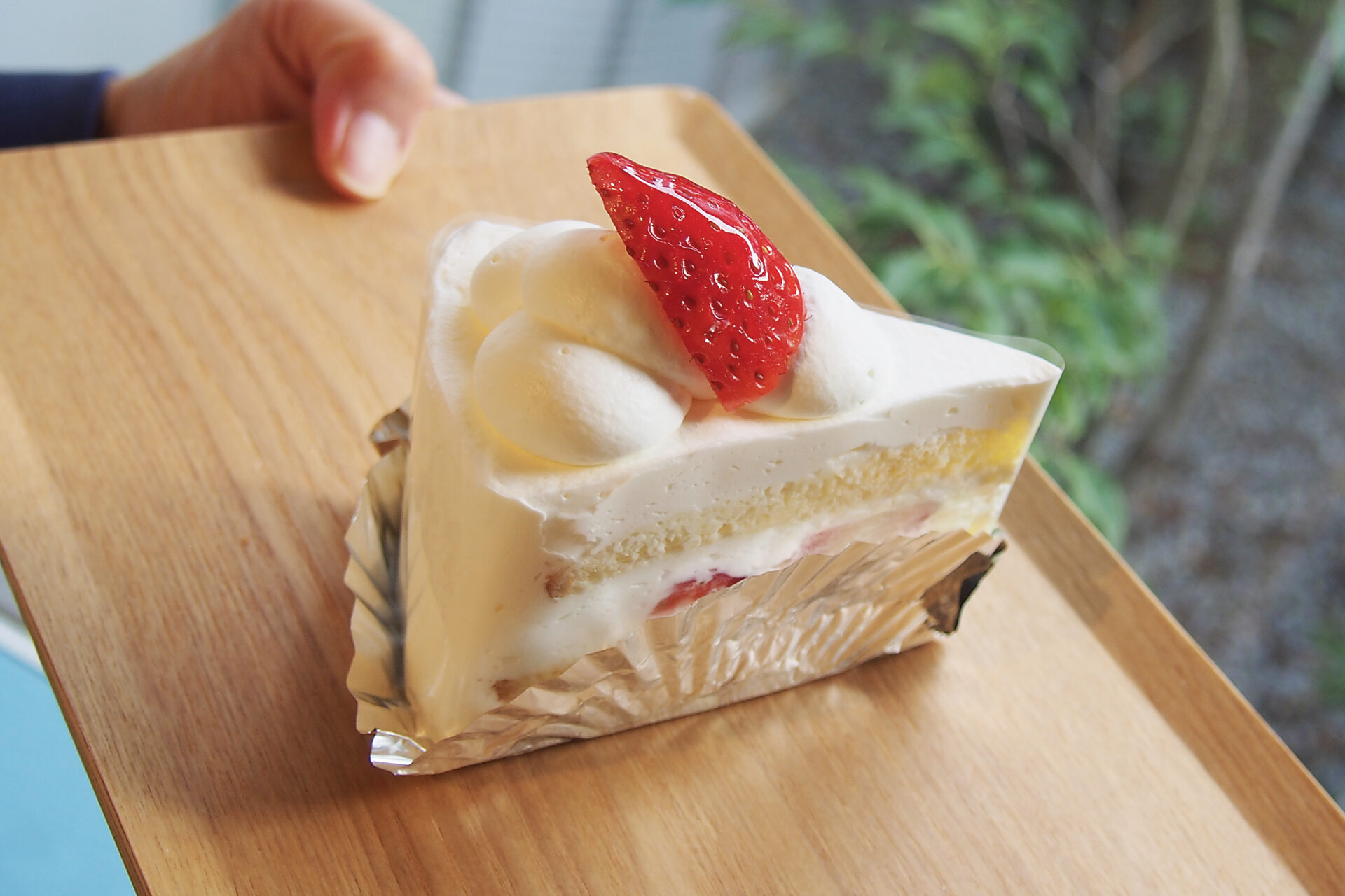 佐鳴湖の畔で育む、“王道”ケーキと丁寧な暮らし