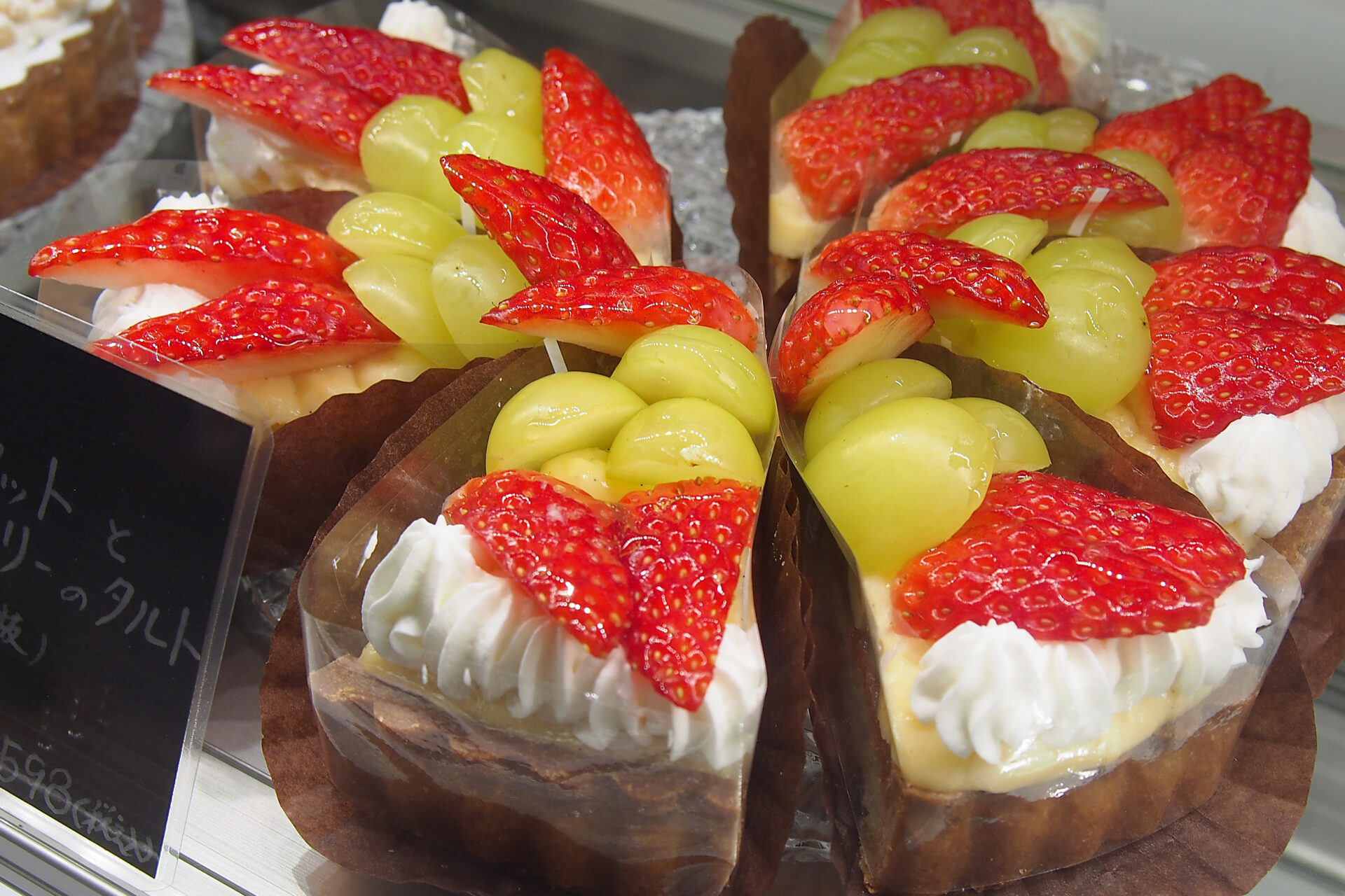 佐鳴湖の畔で育む、“王道”ケーキと丁寧な暮らし