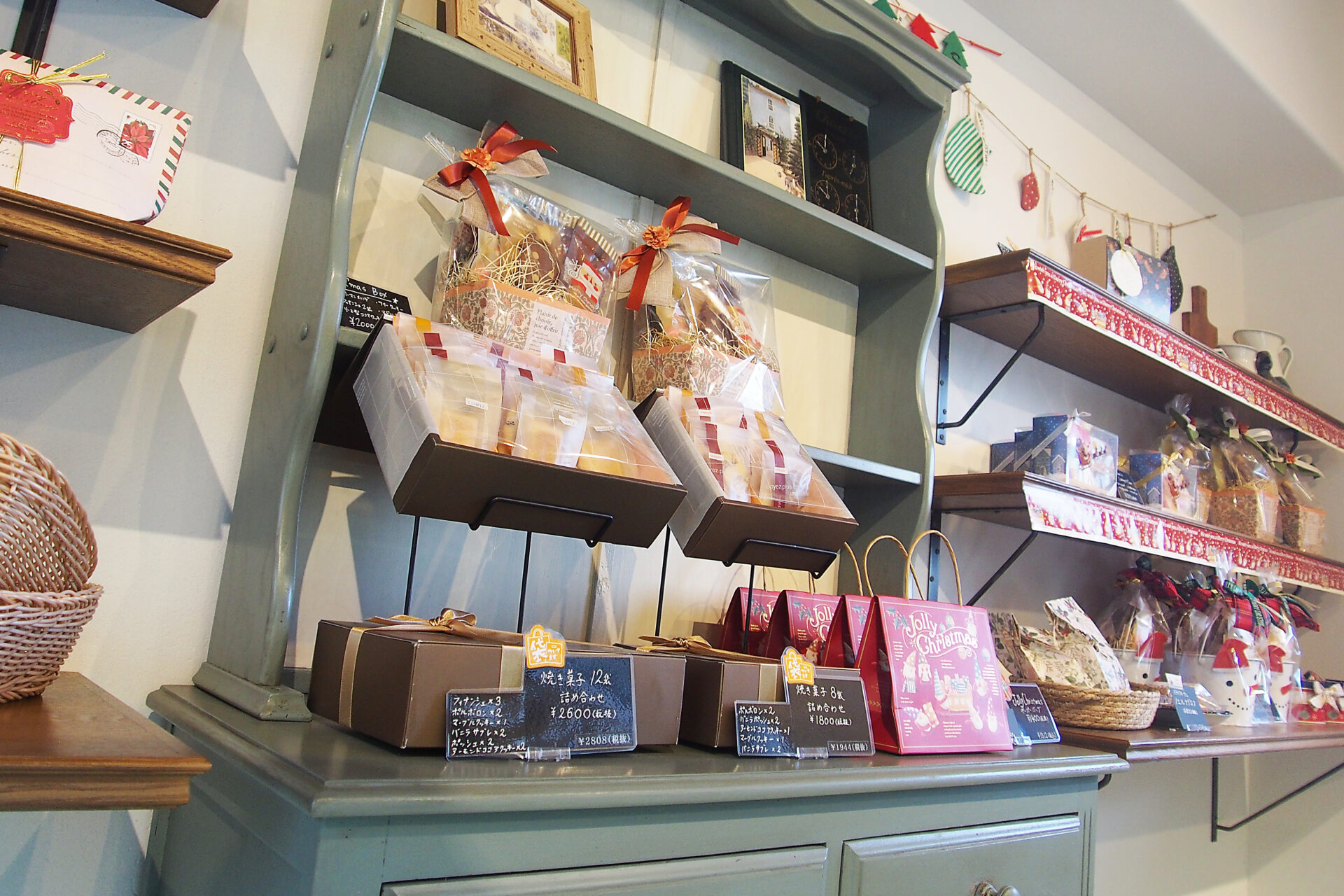 佐鳴湖の畔で育む、“王道”ケーキと丁寧な暮らし