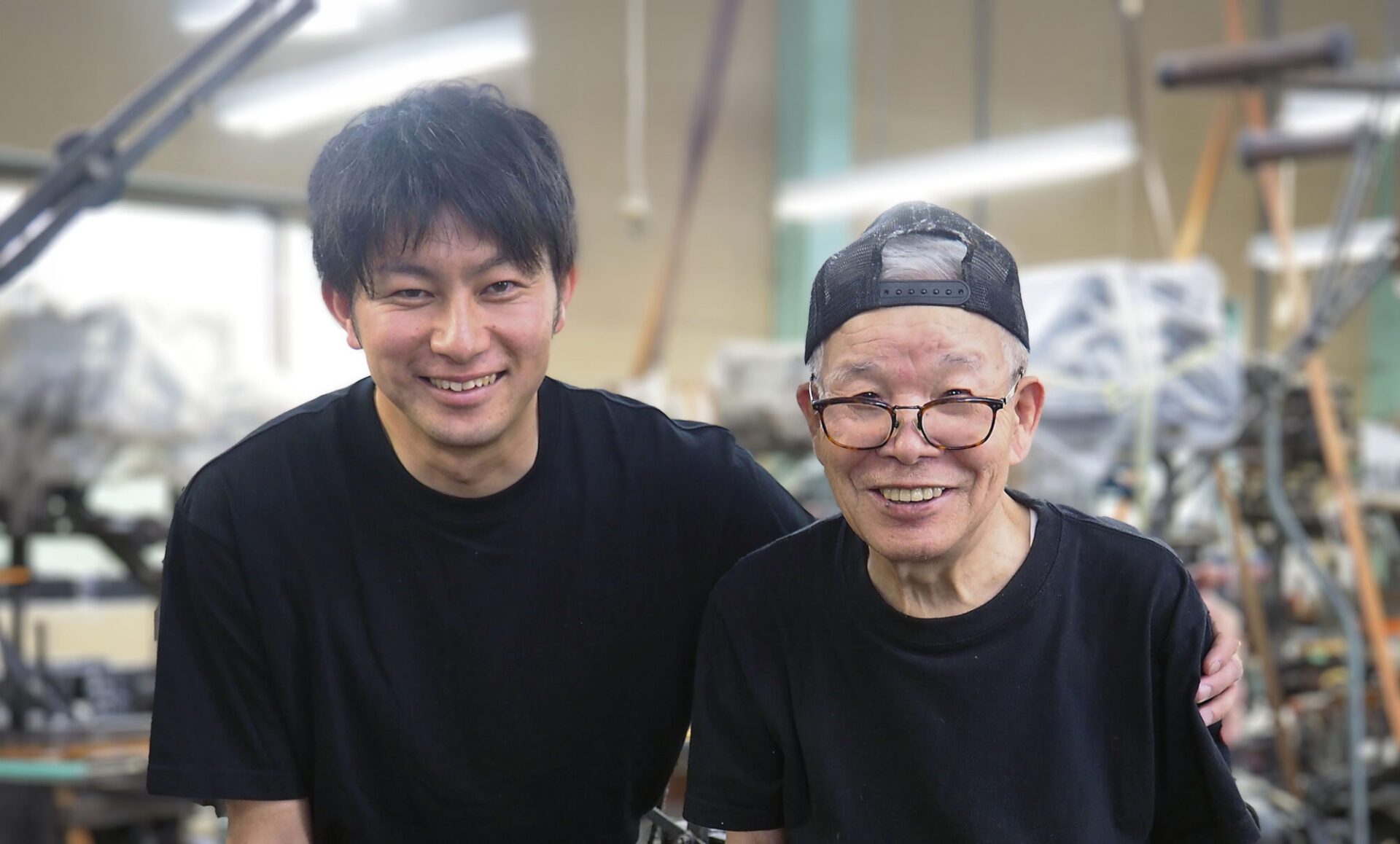 浜松の絹を未来へ 90歳の師匠から受け継ぐ、絹織物の未来